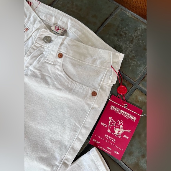 True Religion Petite Joey Flare White size 28 - (NWT) - Picture 5 of 8